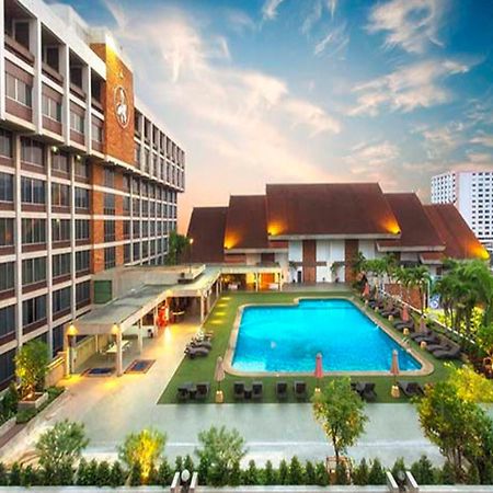 Chiang Mai Orchid Hotel Exterior photo