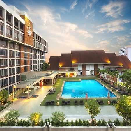 Chiang Mai Orchid Hotel Exterior photo